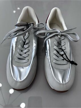 Zara Women’s Grey & Silver Lace-Up Sneakers